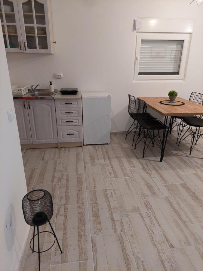 Apartmani.Sutomore Exteriör bild
