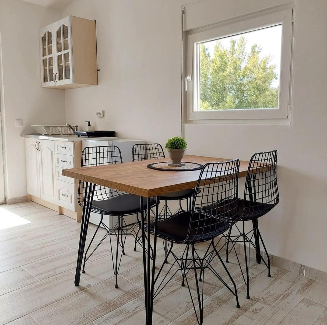 Apartmani.Sutomore Exteriör bild